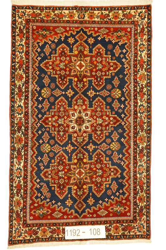 Hand knotted Oriental carpet "Shahrkord" 256 x 155 cm - Farhadian.com