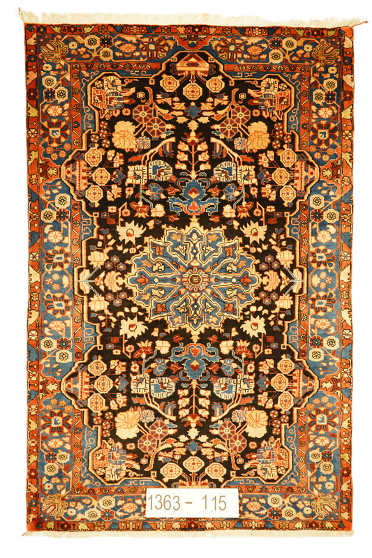 Hand knotted Oriental carpet "Nahavand" 245 x 159 cm - Farhadian.com