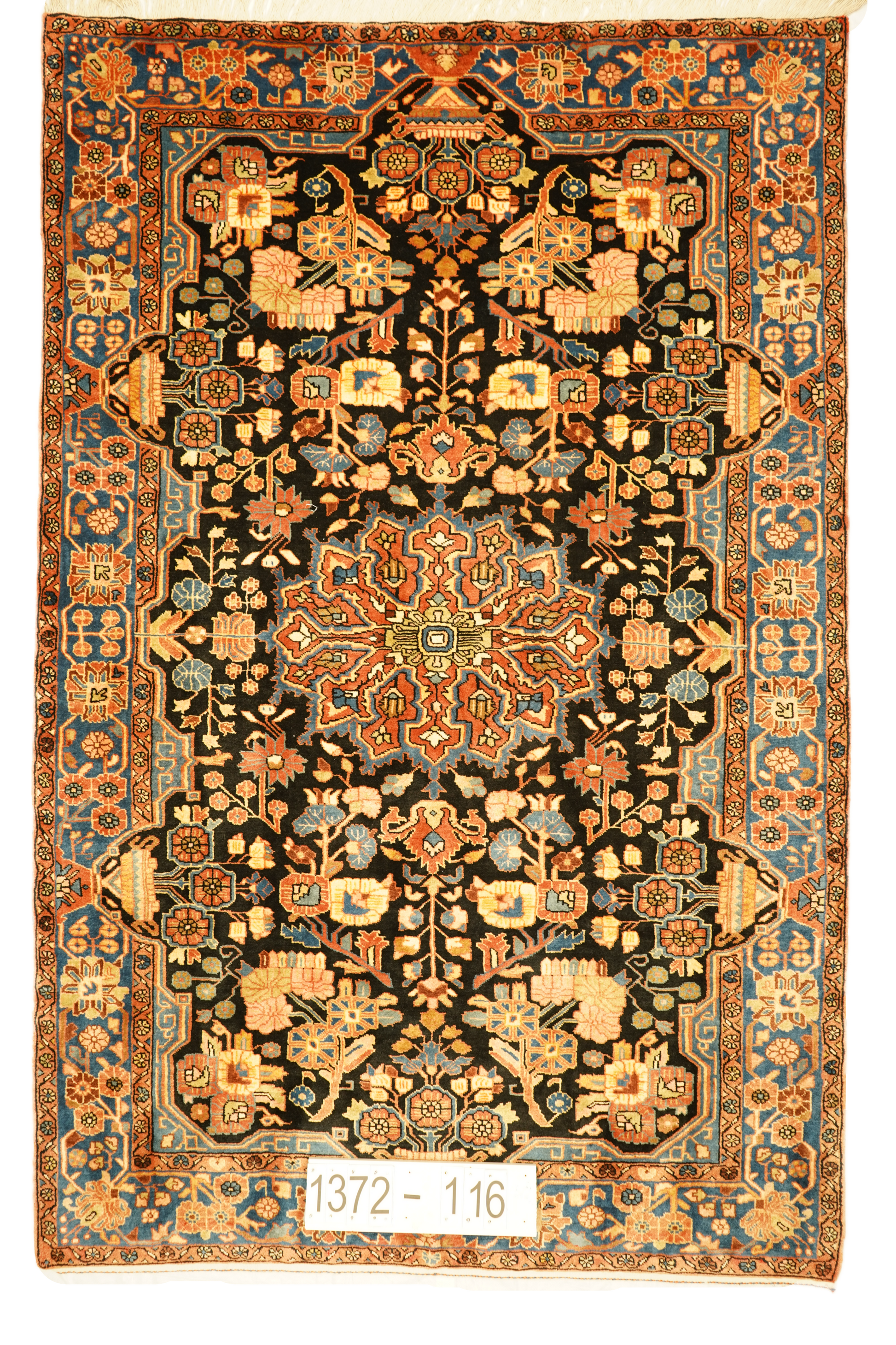 Hand knotted Oriental carpet "Nahavand" 243 x 157 cm - Farhadian.com