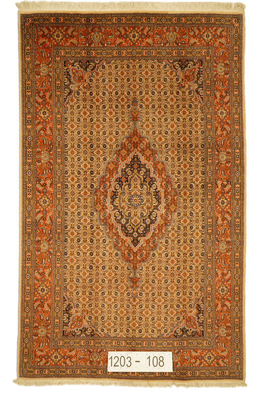 Hand knotted Oriental carpet "Moud" 255 x 157 cm - Farhadian.com