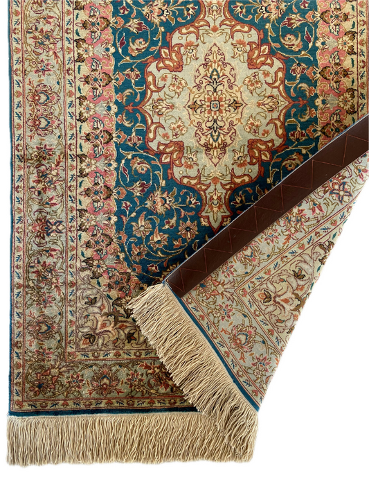 Seidenteppich aus Ghom 87 x 58cm - Farhadian.com